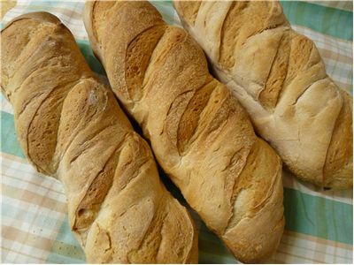 Picture - Fresh Baked Bread in a Italian Restaurant